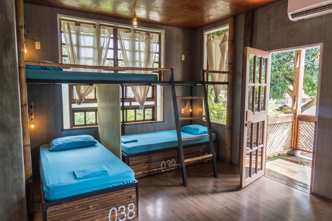 The Flying Fish Hostel Dumaguete City Exterior foto