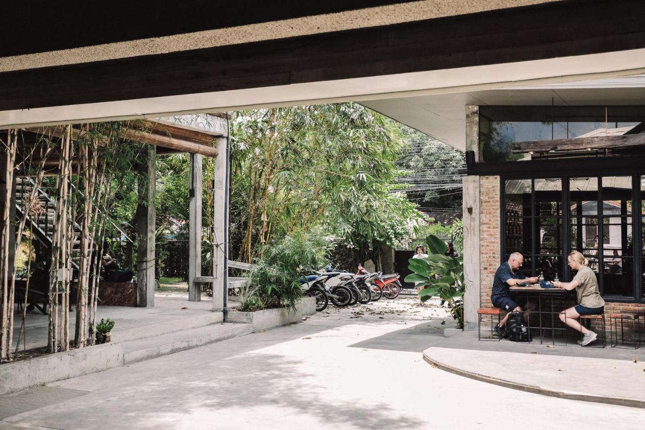 The Flying Fish Hostel Dumaguete City Exterior foto